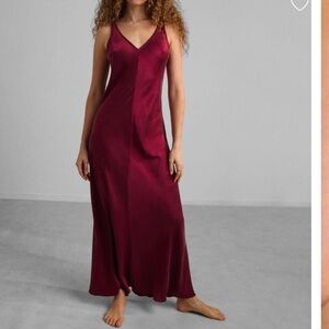 LUNYA BNWT Washable Silk Maxi Bias Dress in Calliope Wine, MEDIUM